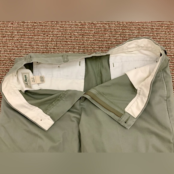 Men's 37 x 30 L. L. Bean Olive Khaki 100% Cotton Classic Fit Chinos - Picture 12 of 12